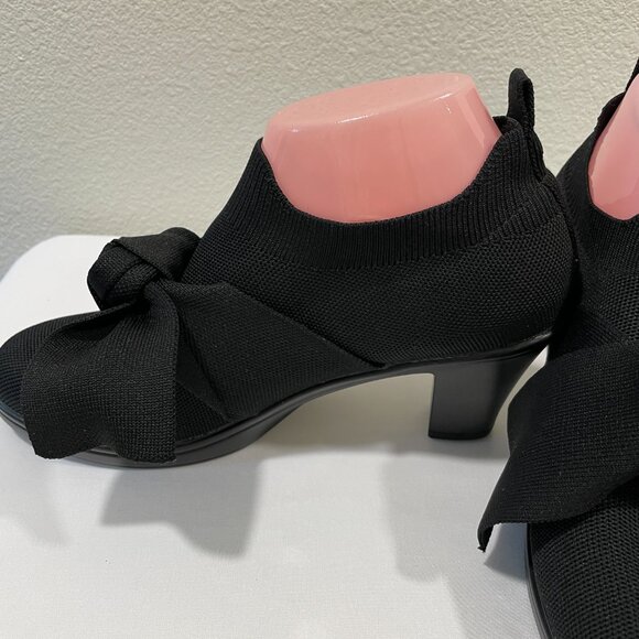 NEW, BERNIE MEV "Chesca Serenity" Pump Stretch Textile with Bow, Black - 8.5 - Picture 5 of 13